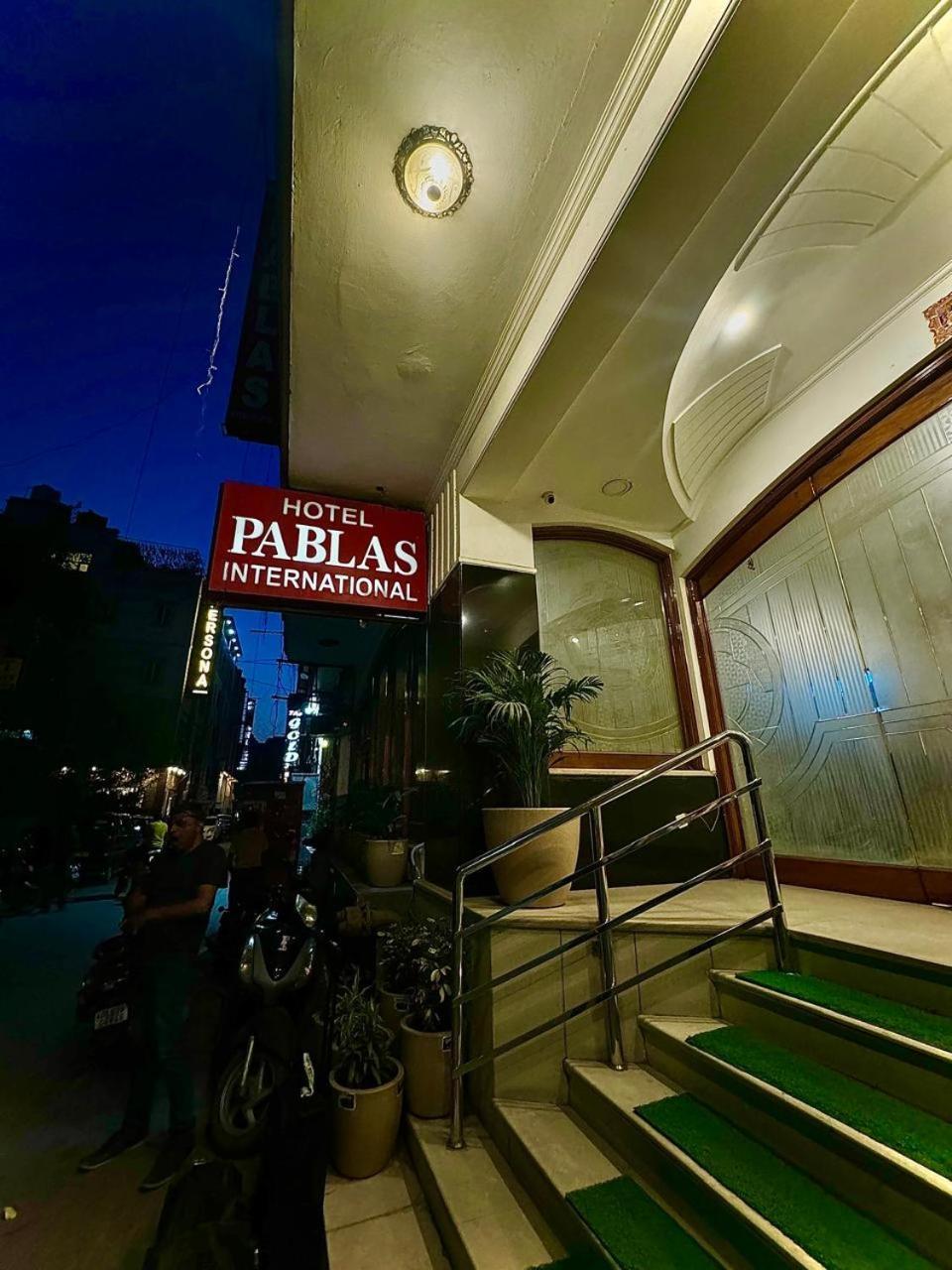 Hotel Pablas International, New Delhi, Near Metro Exteriér fotografie